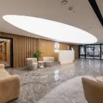 Stylish Air-conditioned On The 25th Floor In By Renters *
