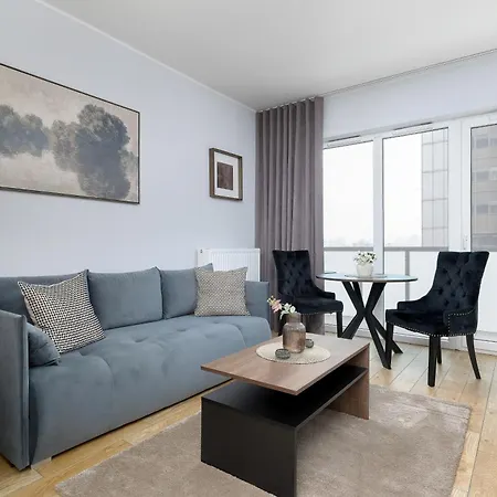 Апартаменты Stylish Air-conditioned On The 25th Floor In By Renters Катовице