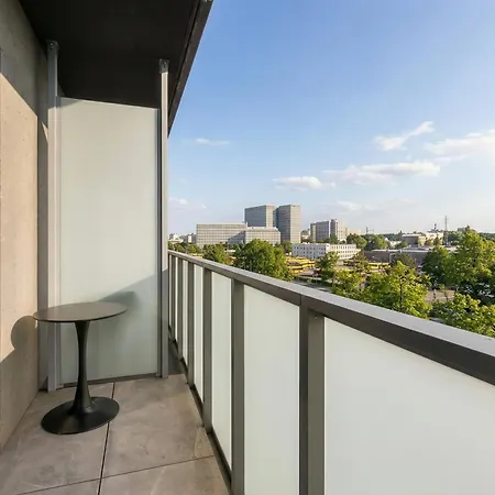 Апартаменты Stylish Air-conditioned On The 25th Floor In By Renters Катовице