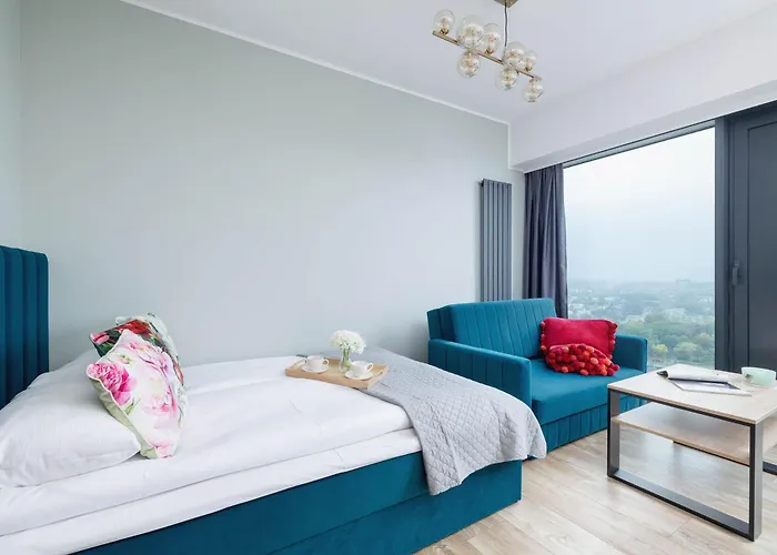 Stylish Air-conditioned On The 25th Floor In By Renters *