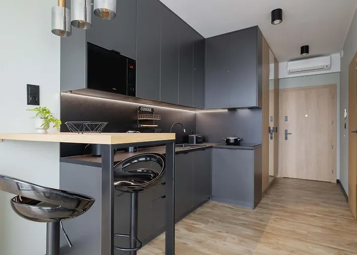 Lägenhet Stylish Air-conditioned On The 25th Floor In By Renters *