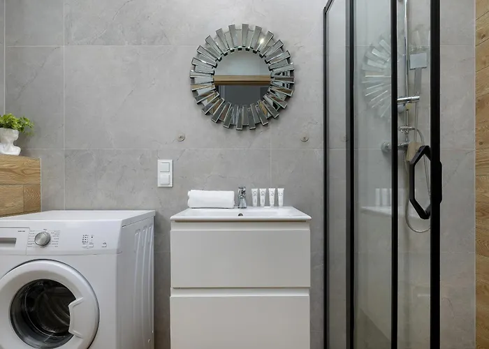 Stylish Air-conditioned On The 25th Floor In By Renters Катовице